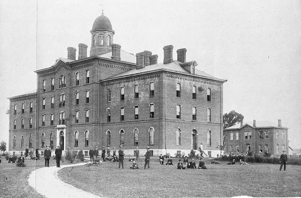 Early Photo of Capital University